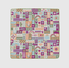 Load image into Gallery viewer, Zippora Picnic Rug
