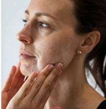 Load image into Gallery viewer, Bare Buff Castile +
Walnut Shell Cream
Cleanser
