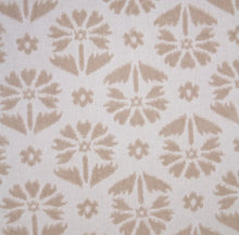 Load image into Gallery viewer, Flora Beach Towel - Pebble
